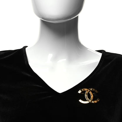 Chanel Metal Paris Button CC Large Brooch Gold 2 of 4