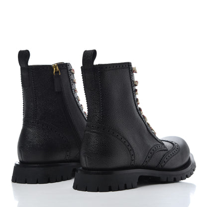 Gucci Grained Calfskin Mens Brogue Wingtip Lug Sole Boots 8 Black 4 of 9