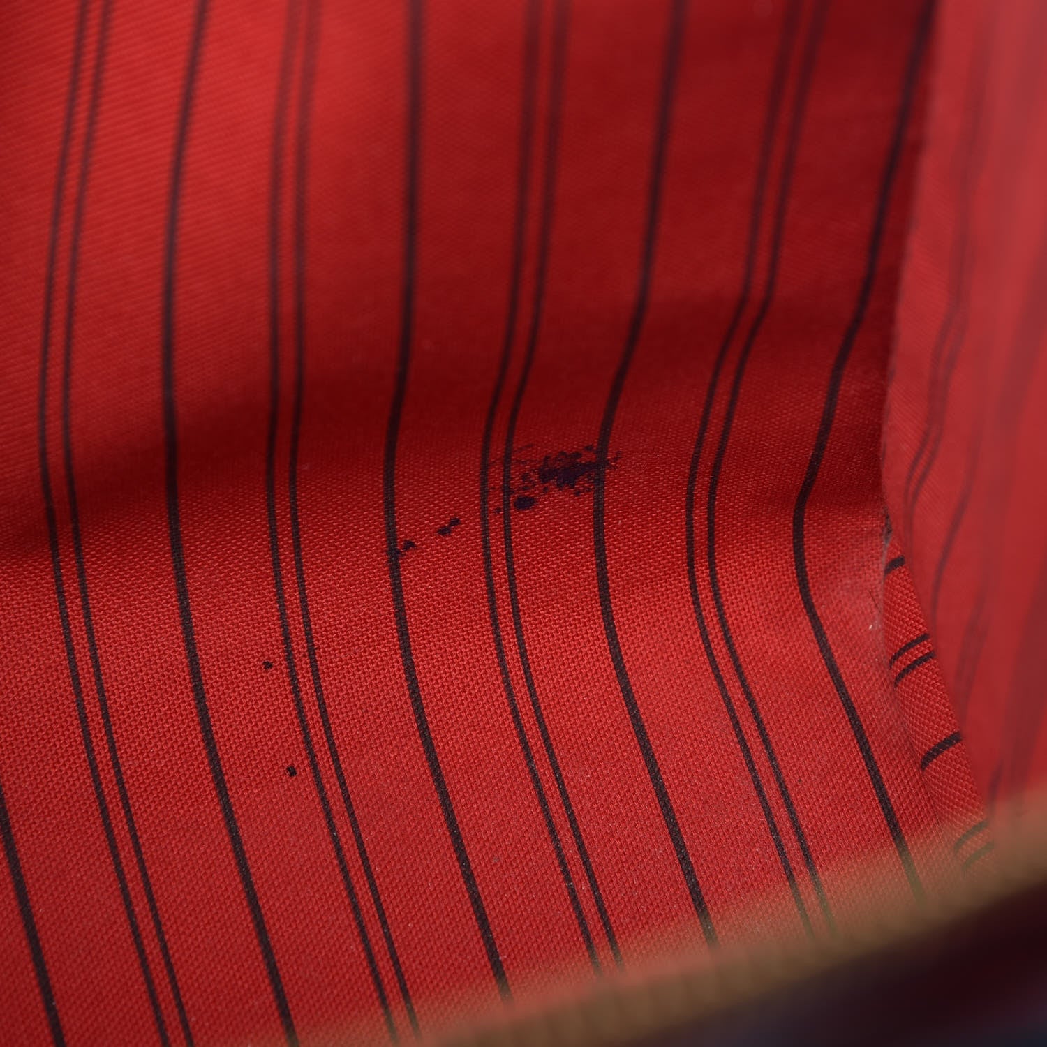 Louis Vuitton Empreinte Pont Neuf MM Marine Rouge 10 of 18