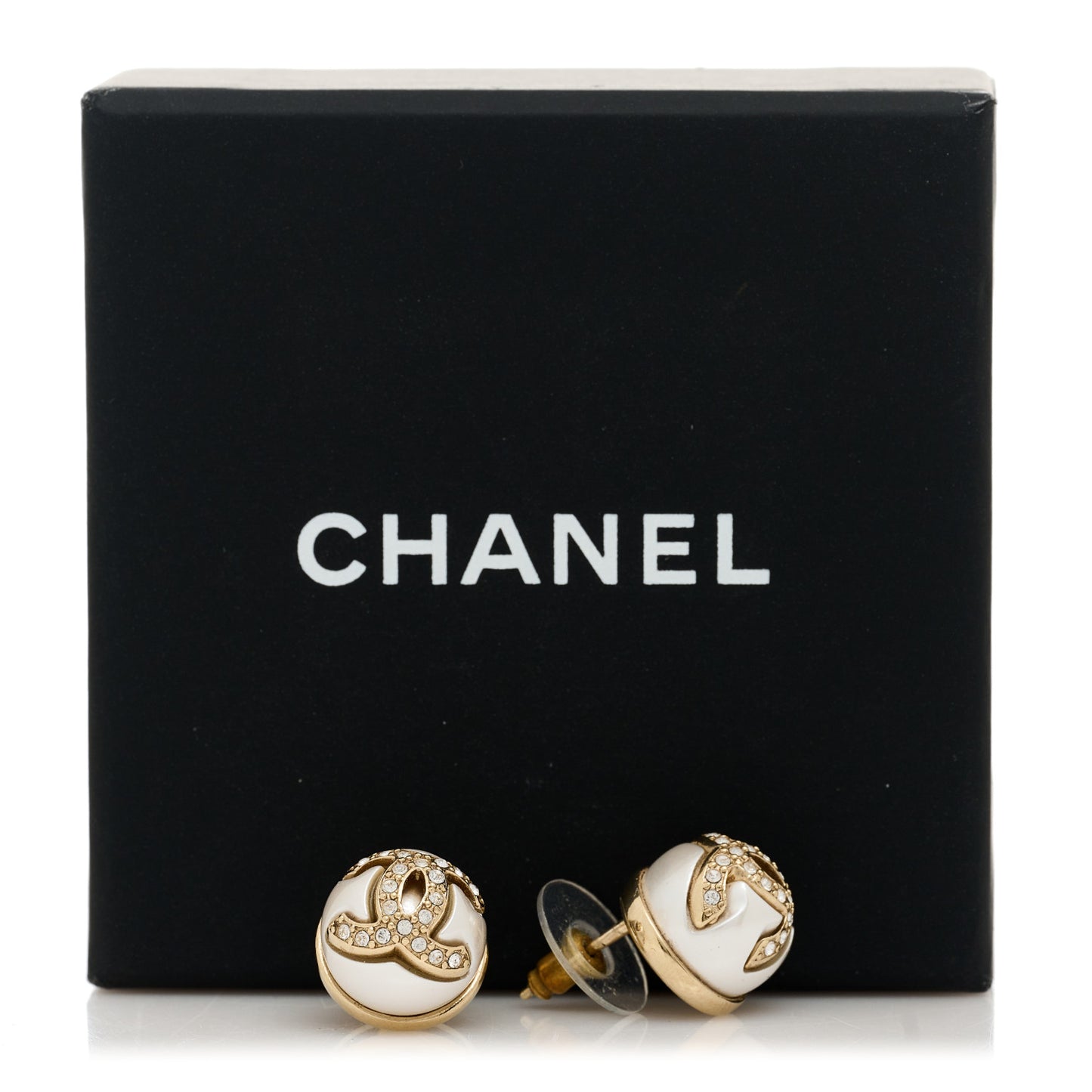 Pearl Crystal Metal CC Round Earrings Gold