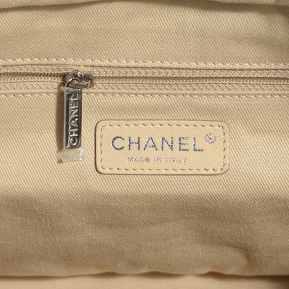 Chanel Iridescent Calfskin Stitched Medium VIP Shopping Tote White Black 6 of 12