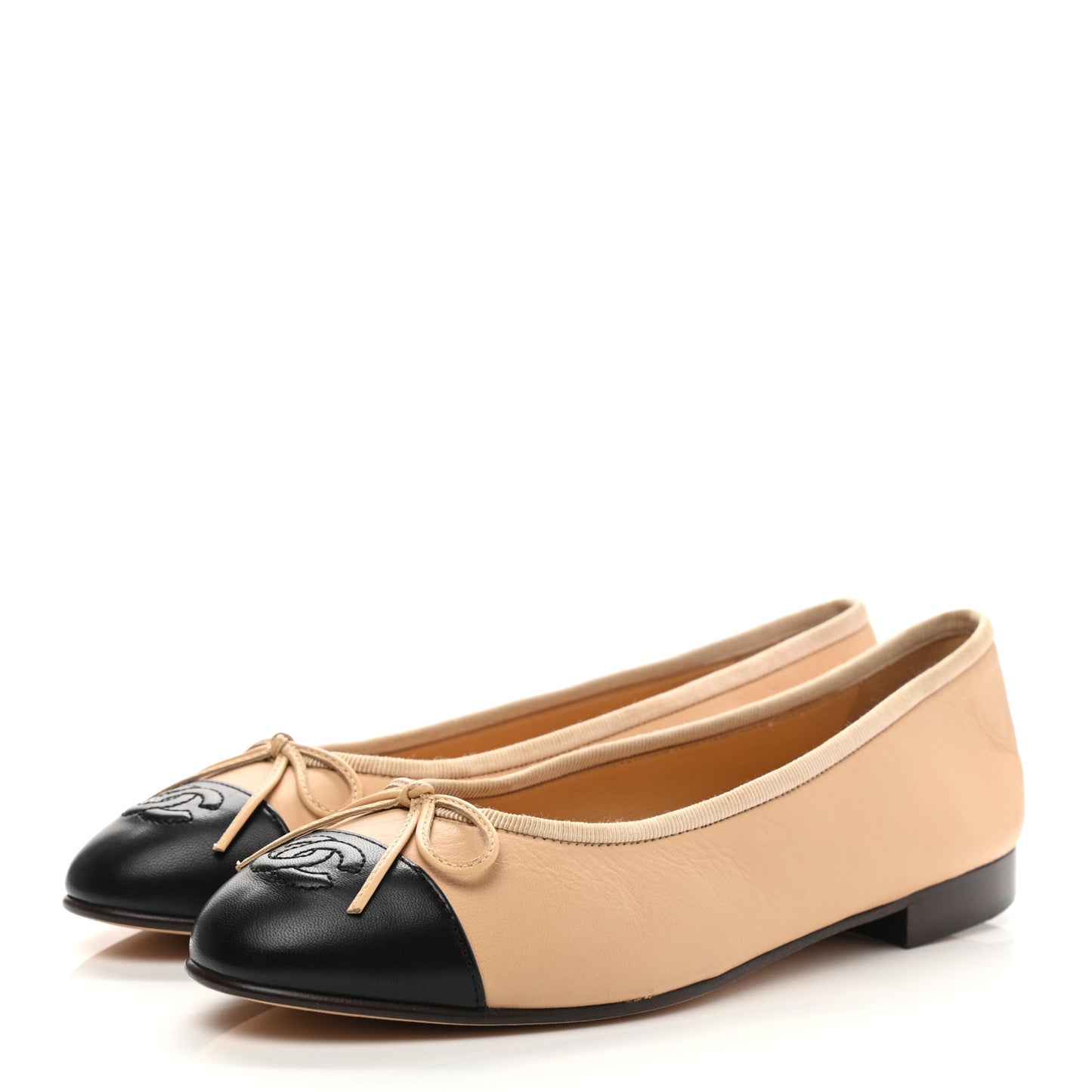 Lambskin Cap Toe CC Ballerina Flats 38 Beige Black