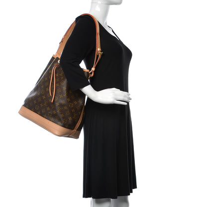 Louis Vuitton Monogram Noe 2 of 11