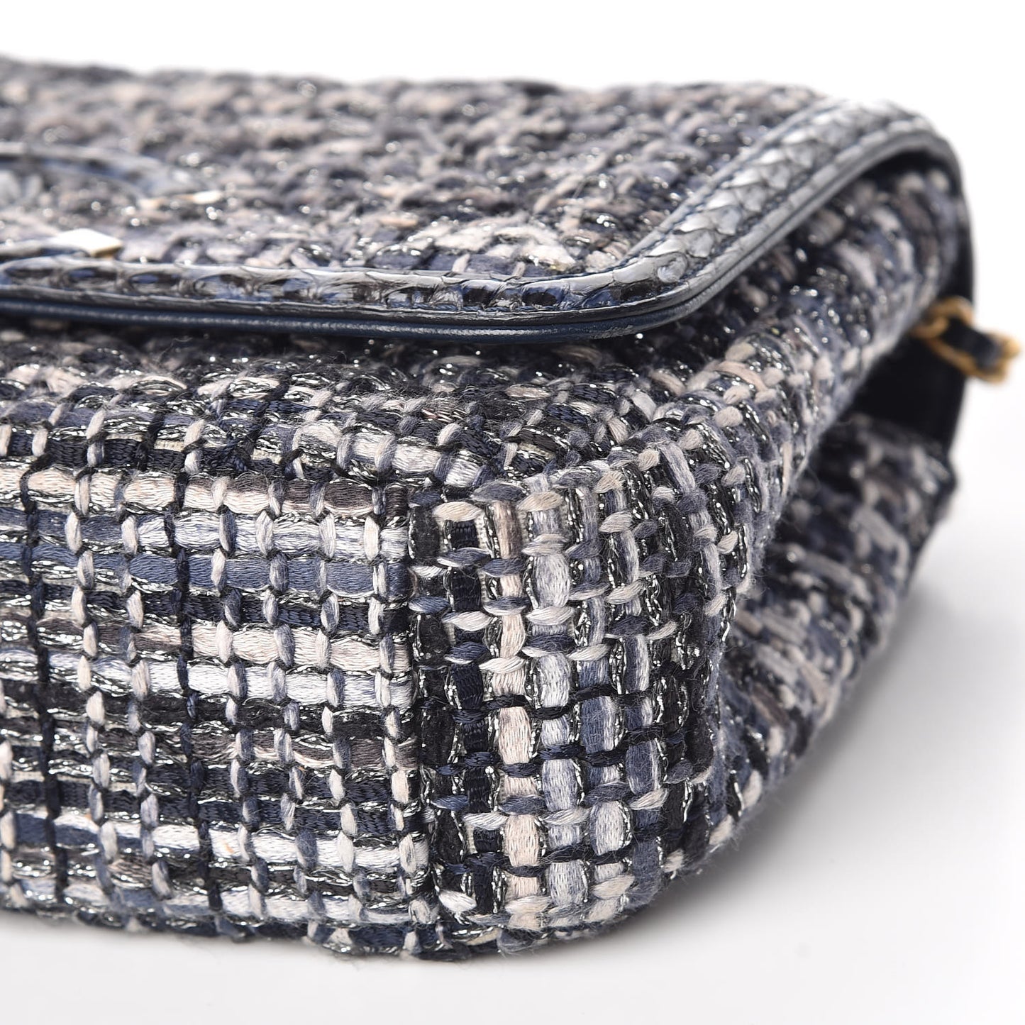 Tweed Snakeskin Quilted Small CC Filigree Flap Multicolor