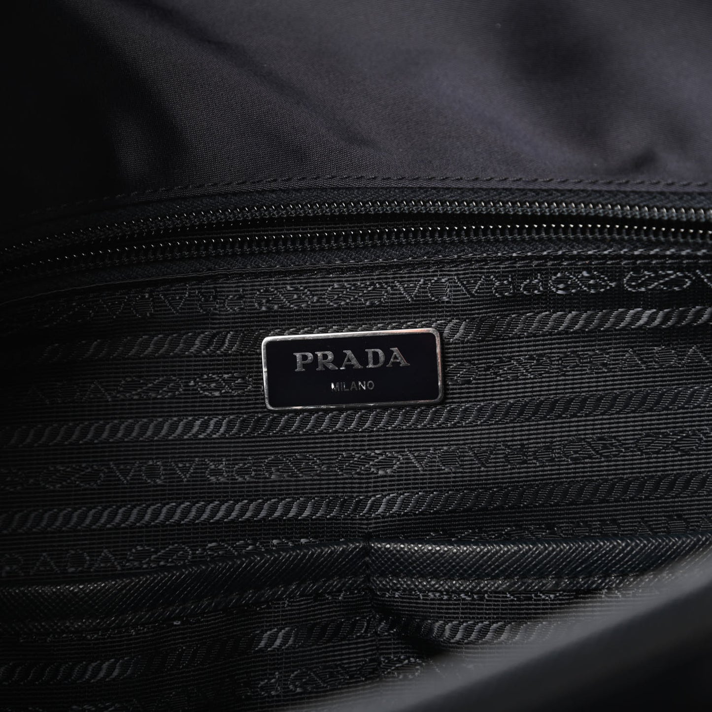 Tessuto Nylon Saffiano Logo Messenger Bag Black