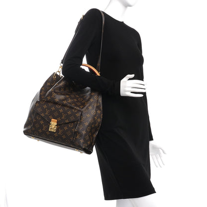 Louis Vuitton Monogram Metis 2 of 9