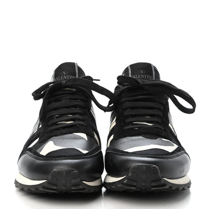 Valentino Garavani Calfskin Suede Camouflage Mens Rockrunner Sneakers 42 Black White 2 of 4