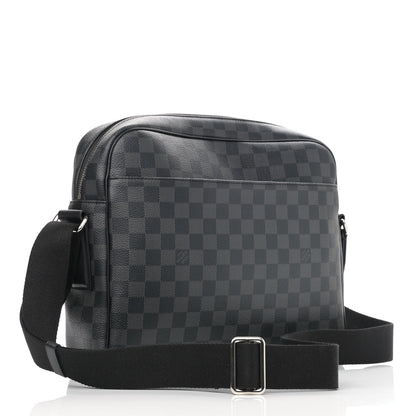 Louis Vuitton Damier Graphite Dayton Reporter MM 4 of 11
