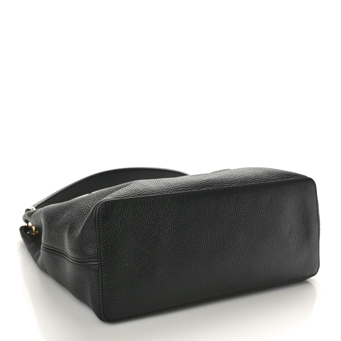 Pebbled Calfskin Large Soho Hobo Black