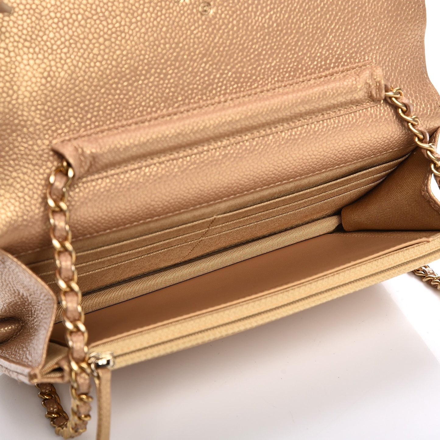 Pearly Caviar Quilted Wallet On Chain WOC Gold