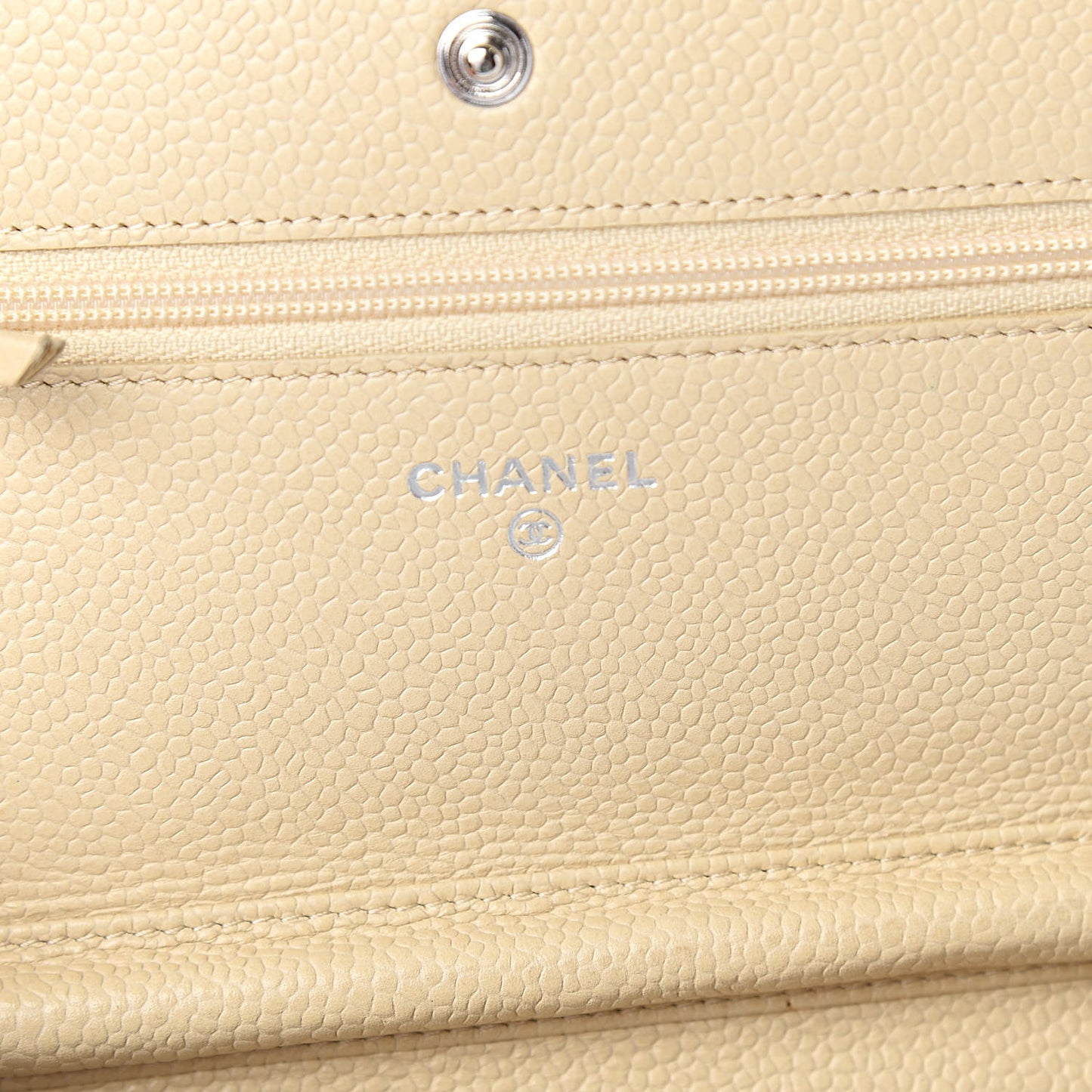 Caviar Quilted Wallet On Chain WOC Light Beige