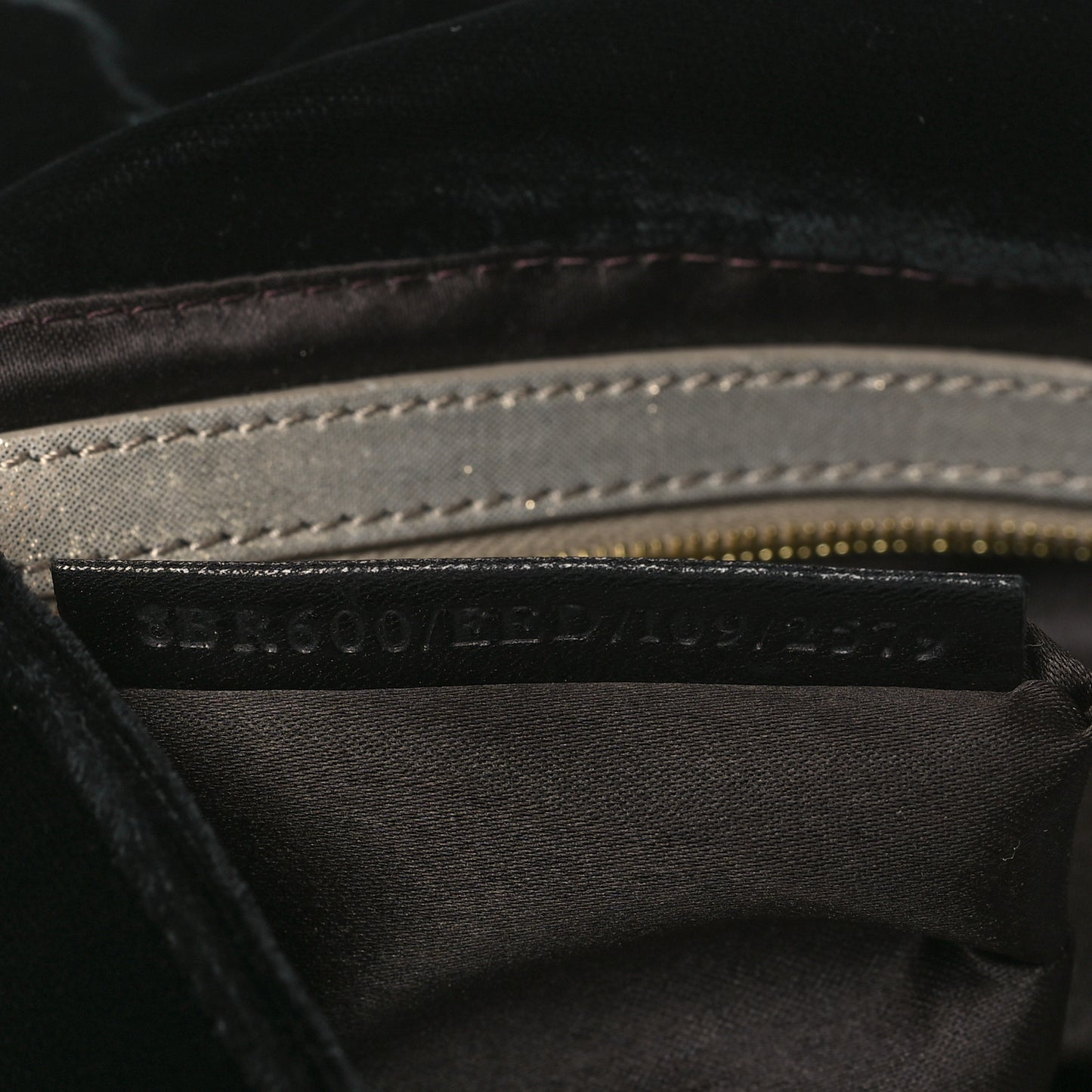 Velvet Metal Fringe Baguette Black Gold