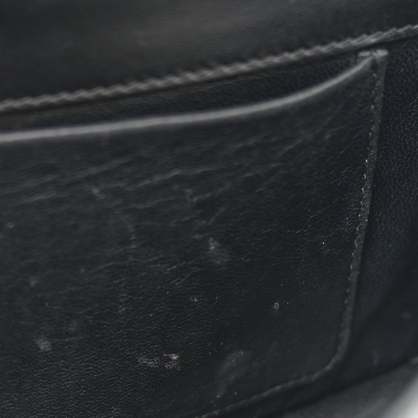 Saffiano Cuir Calfskin Monochrome Envelope Wallet on Chain Shoulder Bag Black