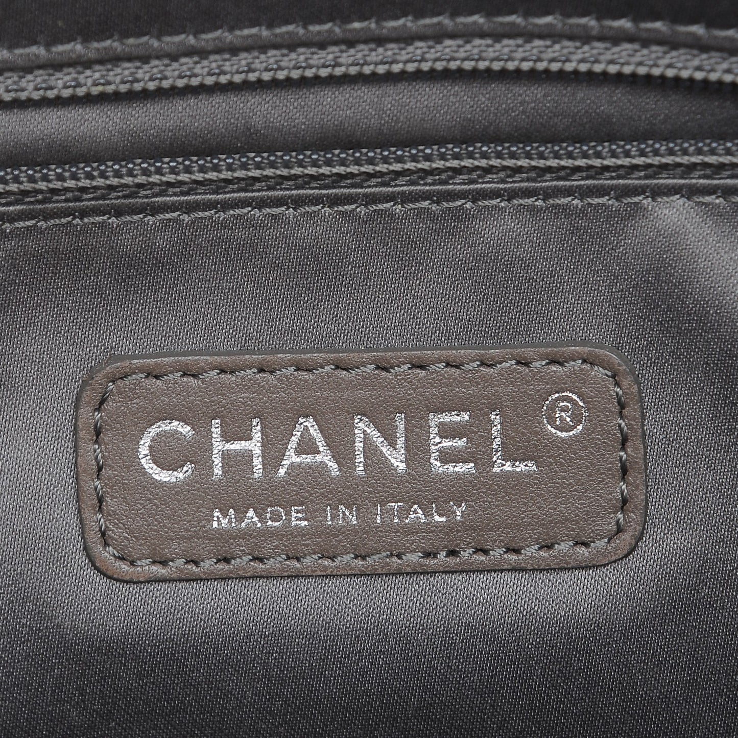 Lambskin Medium Coco Rain Flap Black