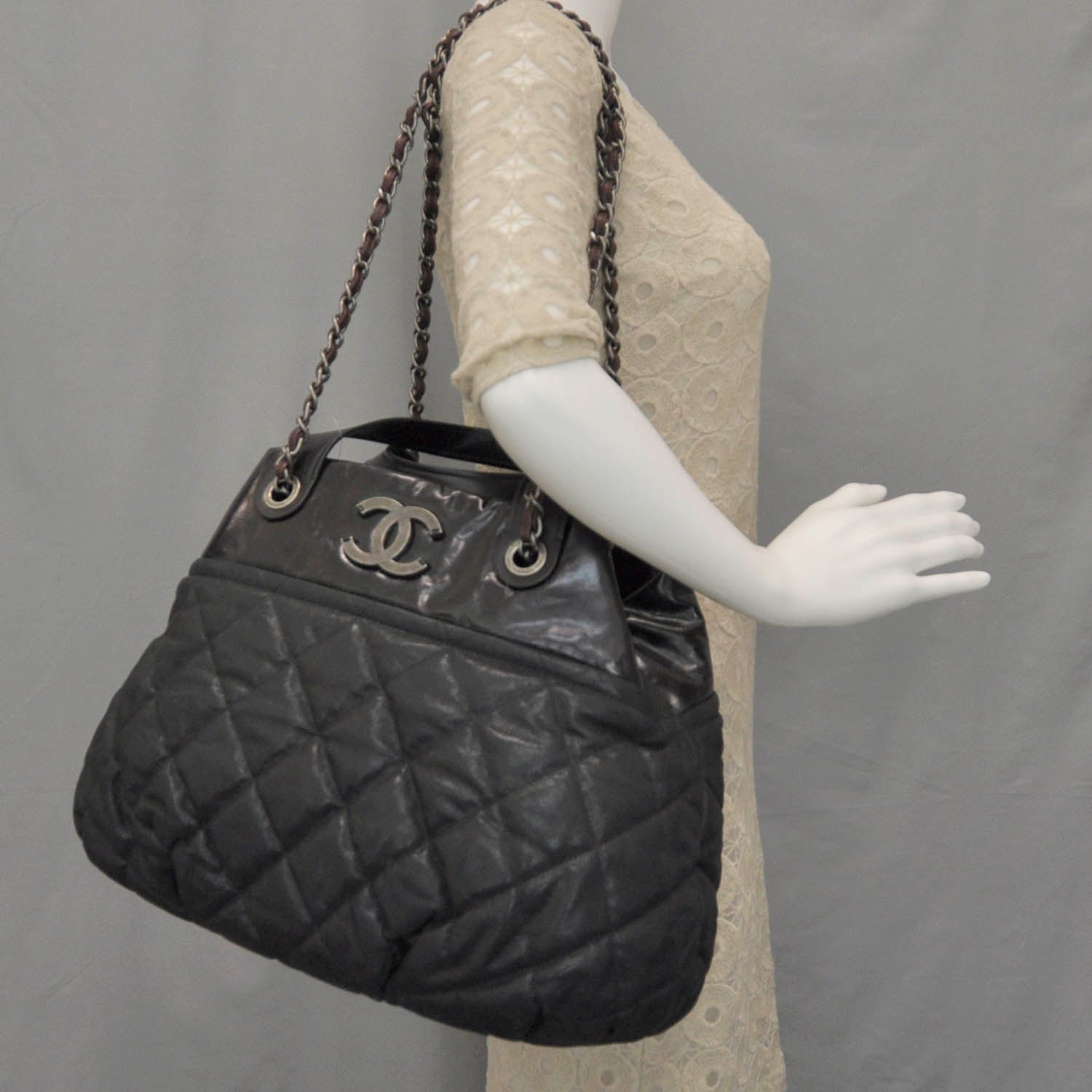 Chanel Leather Large In The Mix Tote Black 2 of 8