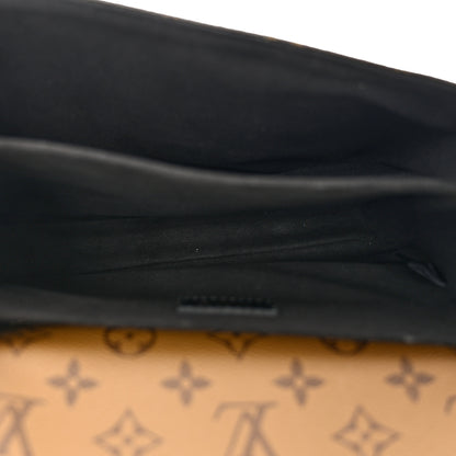 Louis Vuitton Reverse Monogram Pochette Metis 5 of 10