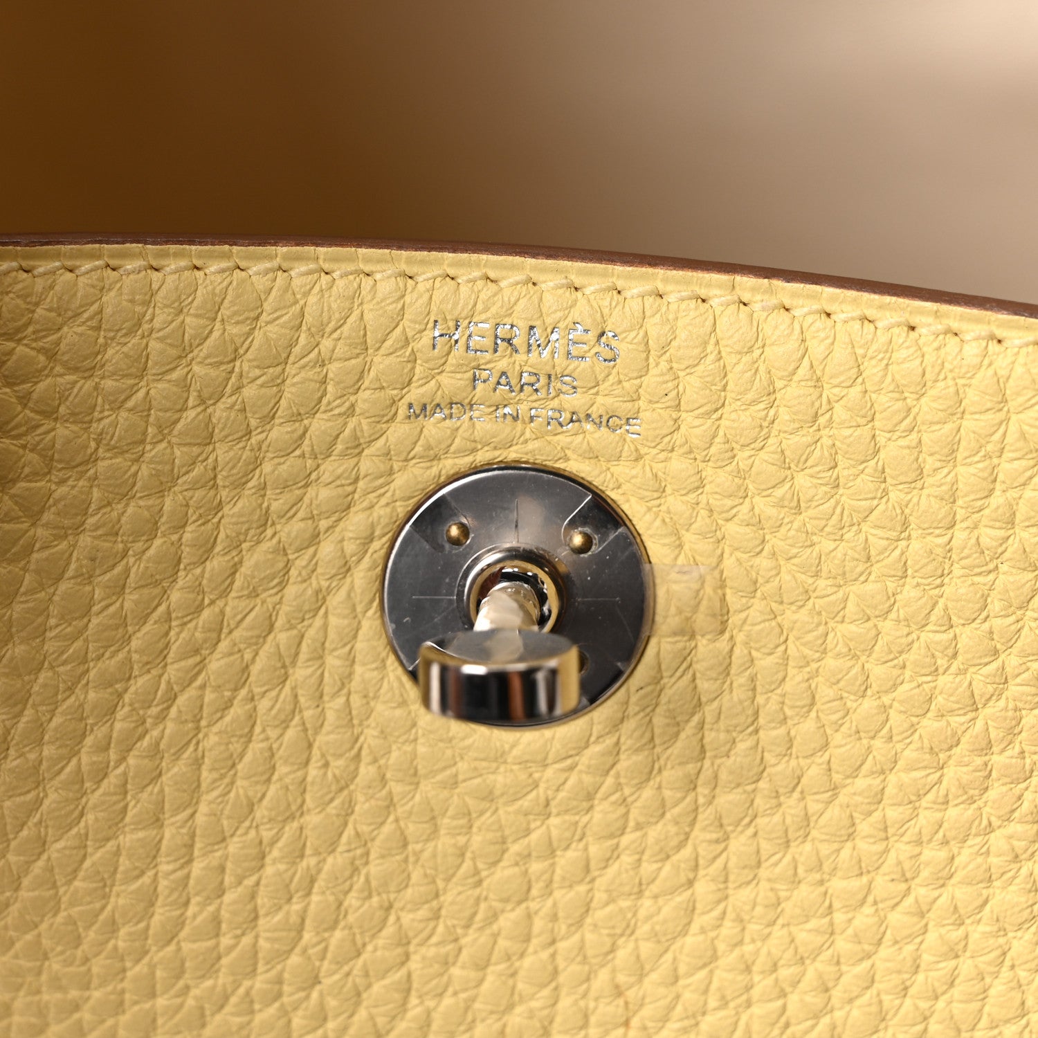 Hermes Taurillon Clemence Verso Mini Lindy 20 Jaune Poussin Craie 6 of 10