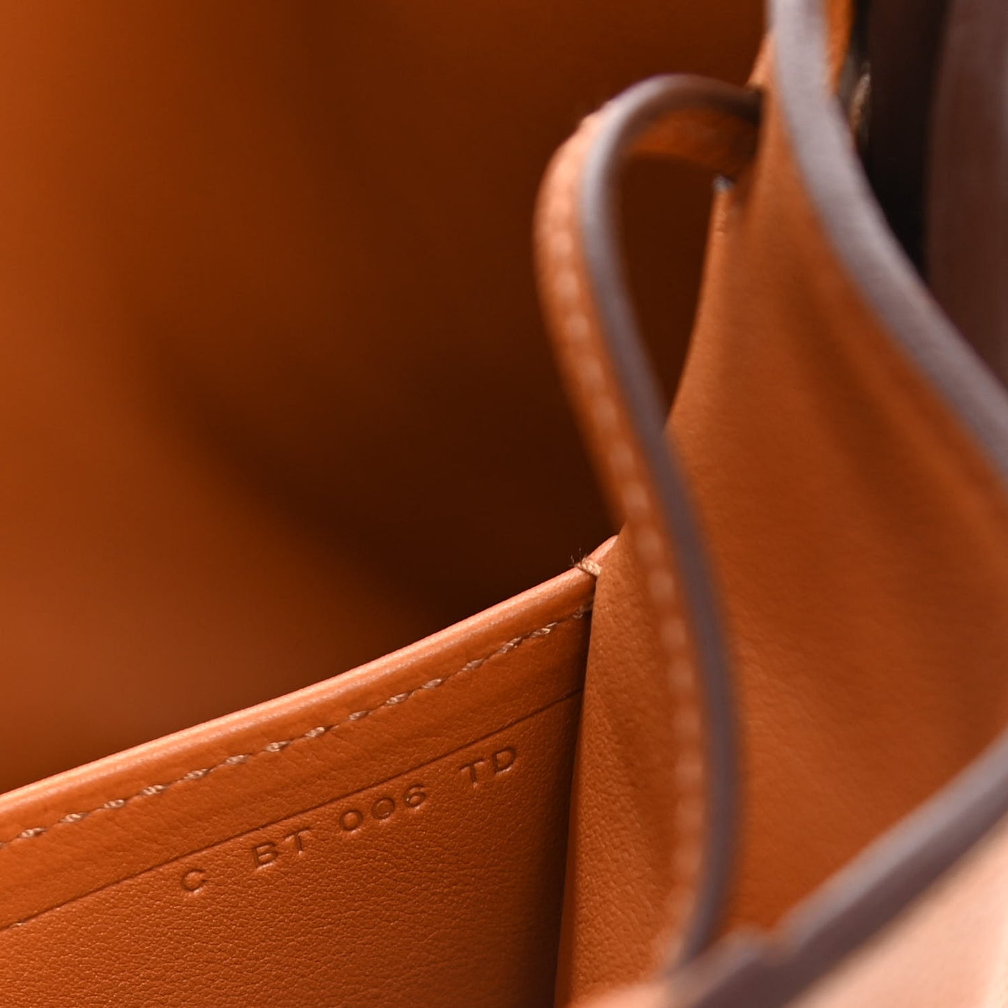 Evercolor Swift Sac Licol 17 Toffee Havane Capucine
