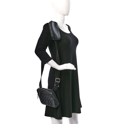 Louis Vuitton Damier Graphite Scott Messenger 2 of 9