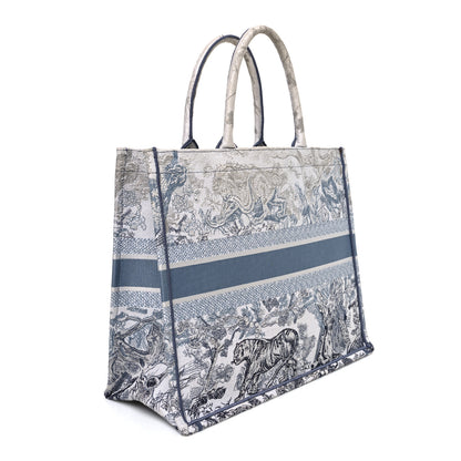 Christian Dior Gradient Canvas Embroidered Large Dioriviera Toile De Jouy Book Tote Blue 3 of 11