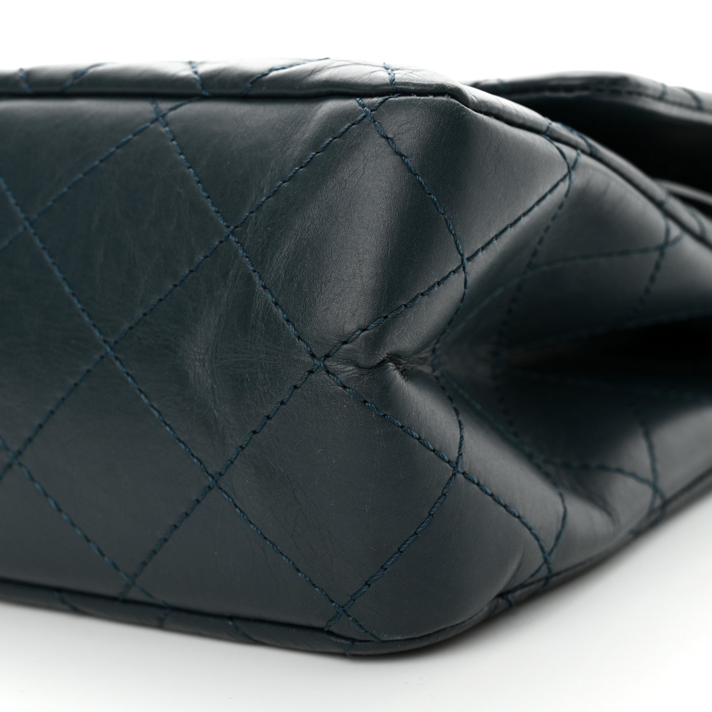 Aged Calfskin Quilted 2.55 Reissue 227 Green