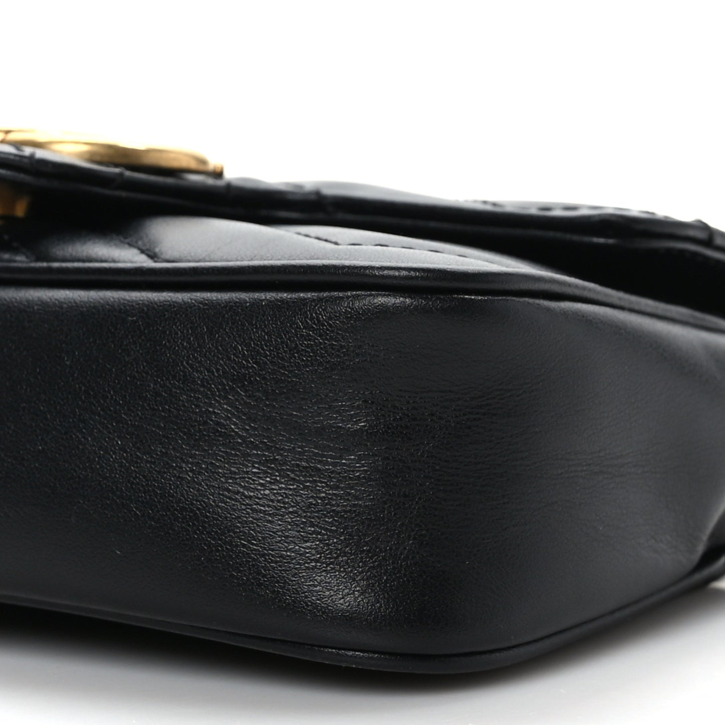 Calfskin Matelasse Super Mini GG Marmont Shoulder Bag Black