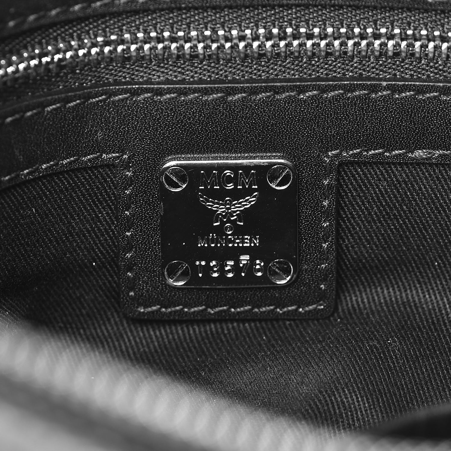 MCM Metallic Visetos Original Medium Pouch Silver 7 of 13