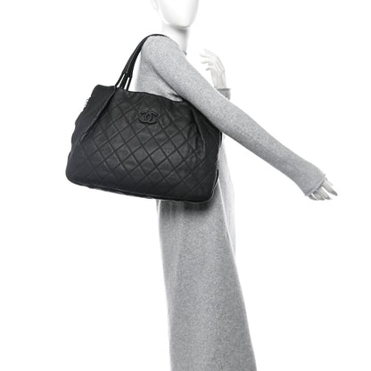 Chanel Caviar Quilted Soho Expandable Zip Shoulder Bag Black 2 of 10