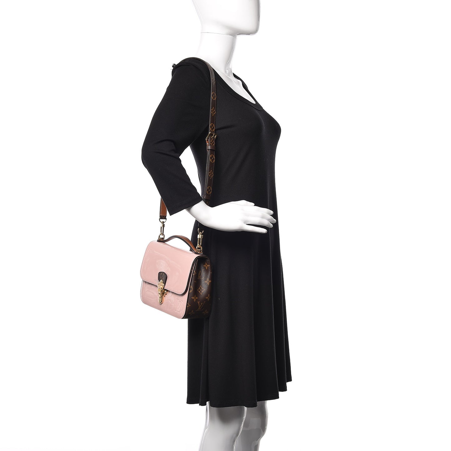 Patent Calfskin Monogram Cherrywood BB Rose Ballerine