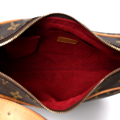 Louis Vuitton Monogram Croissant MM 4 of 9