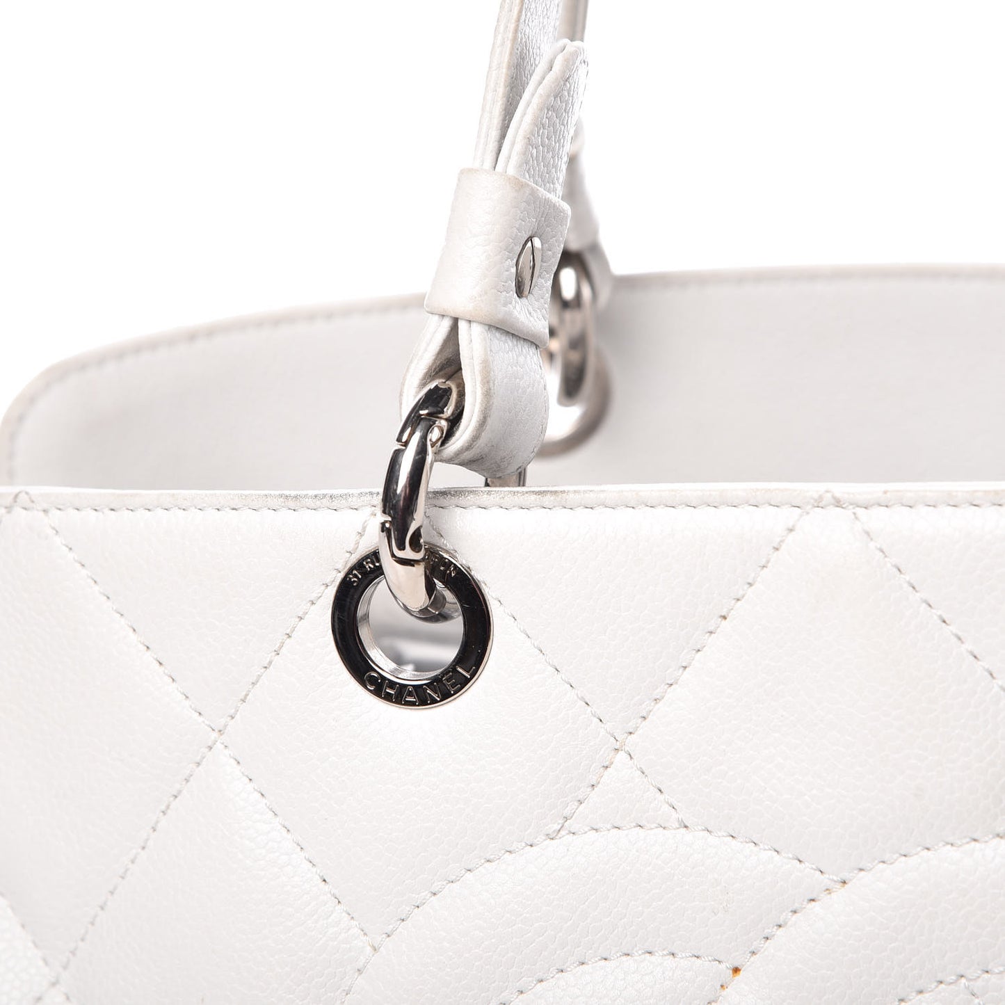 Soft Caviar Quilted CC Timeless Tote White