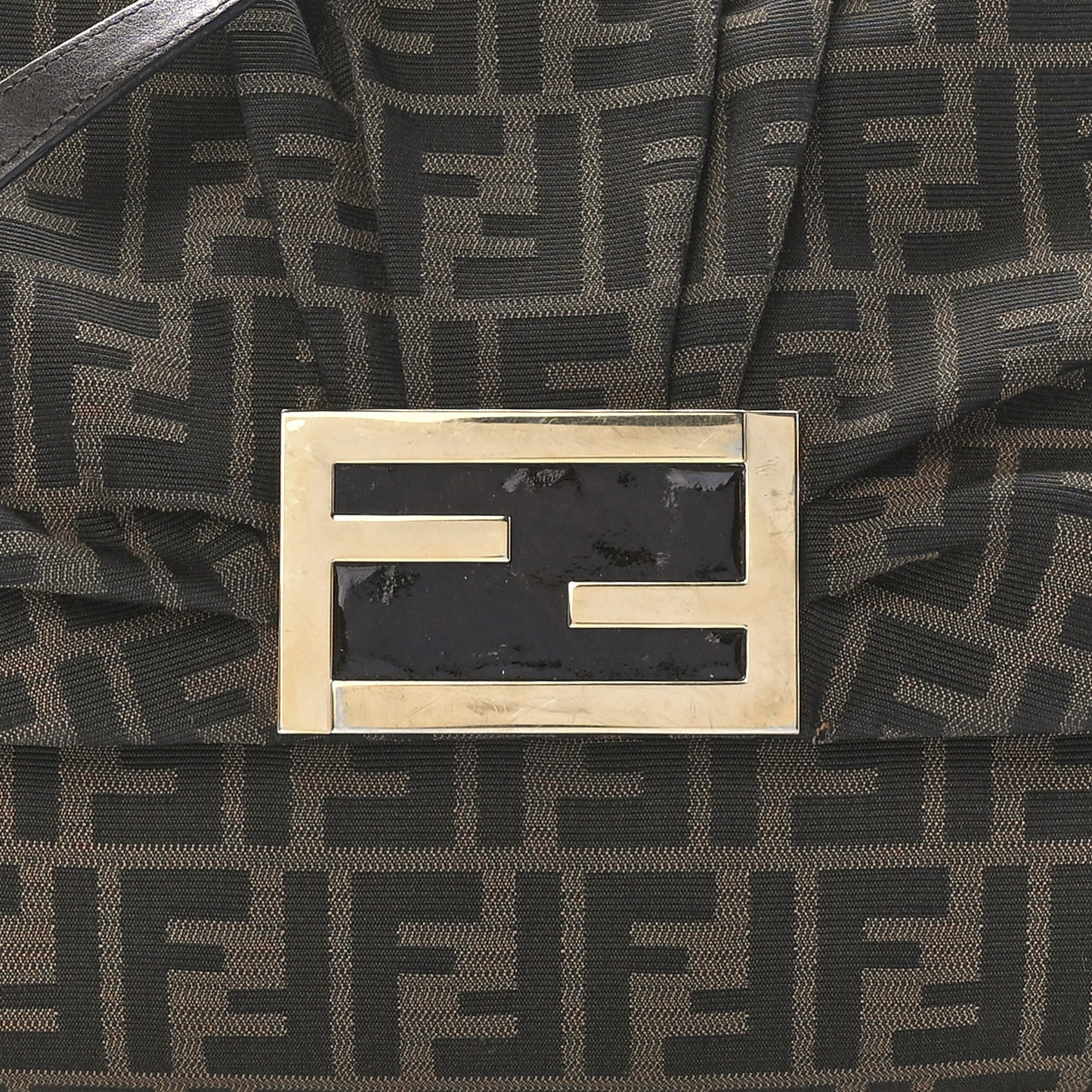 Zucca Patent Large Mia Shoulder Flap Tobacco