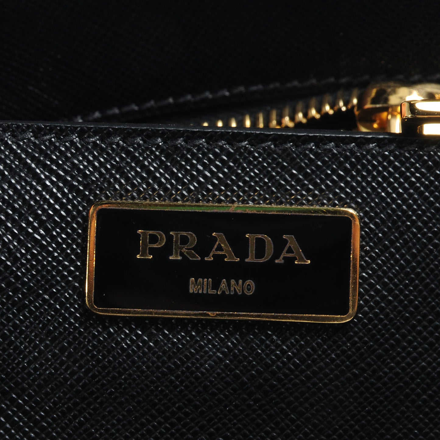 Saffiano Lux Medium Tote Nero Black