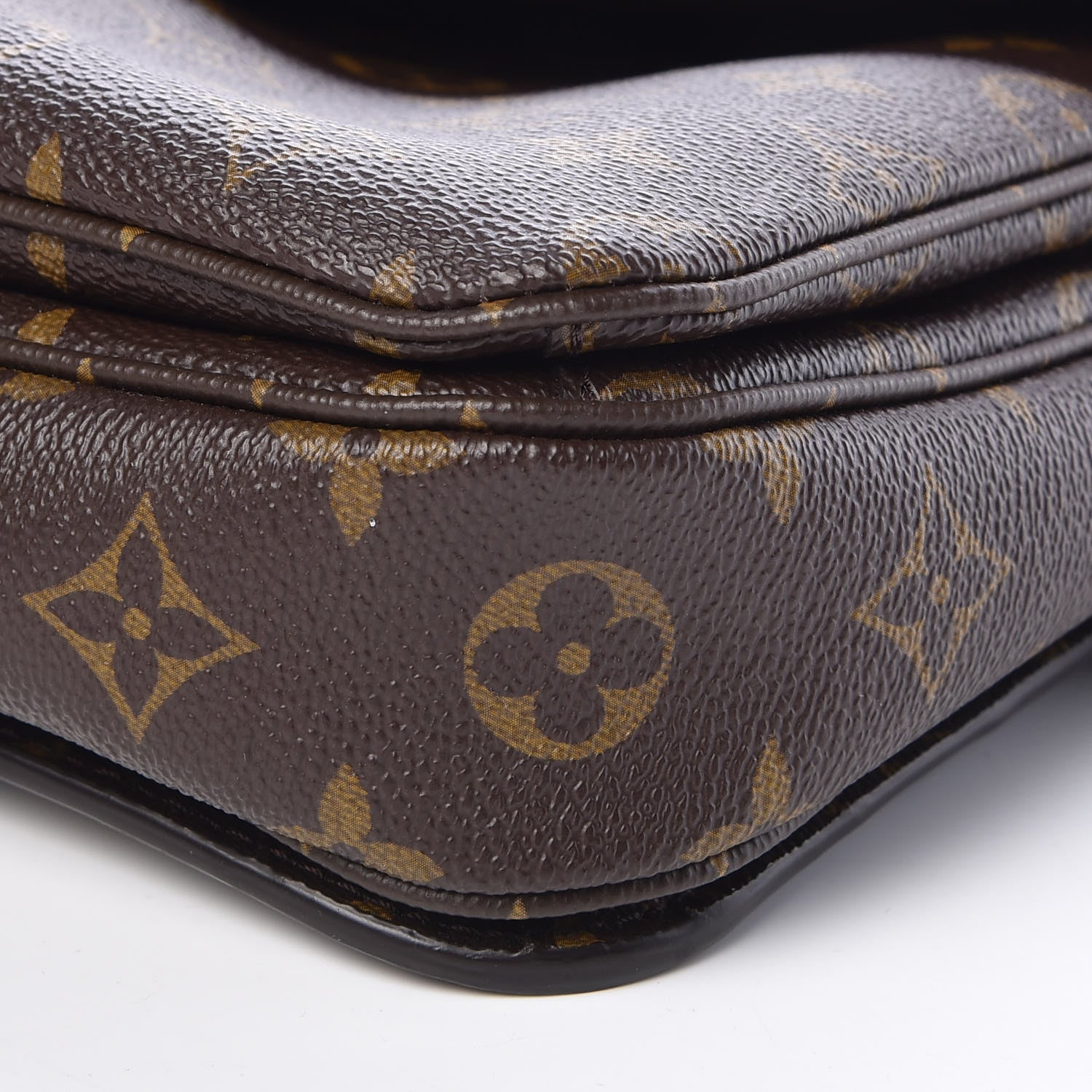 Louis Vuitton Monogram Pochette Metis 10 of 10