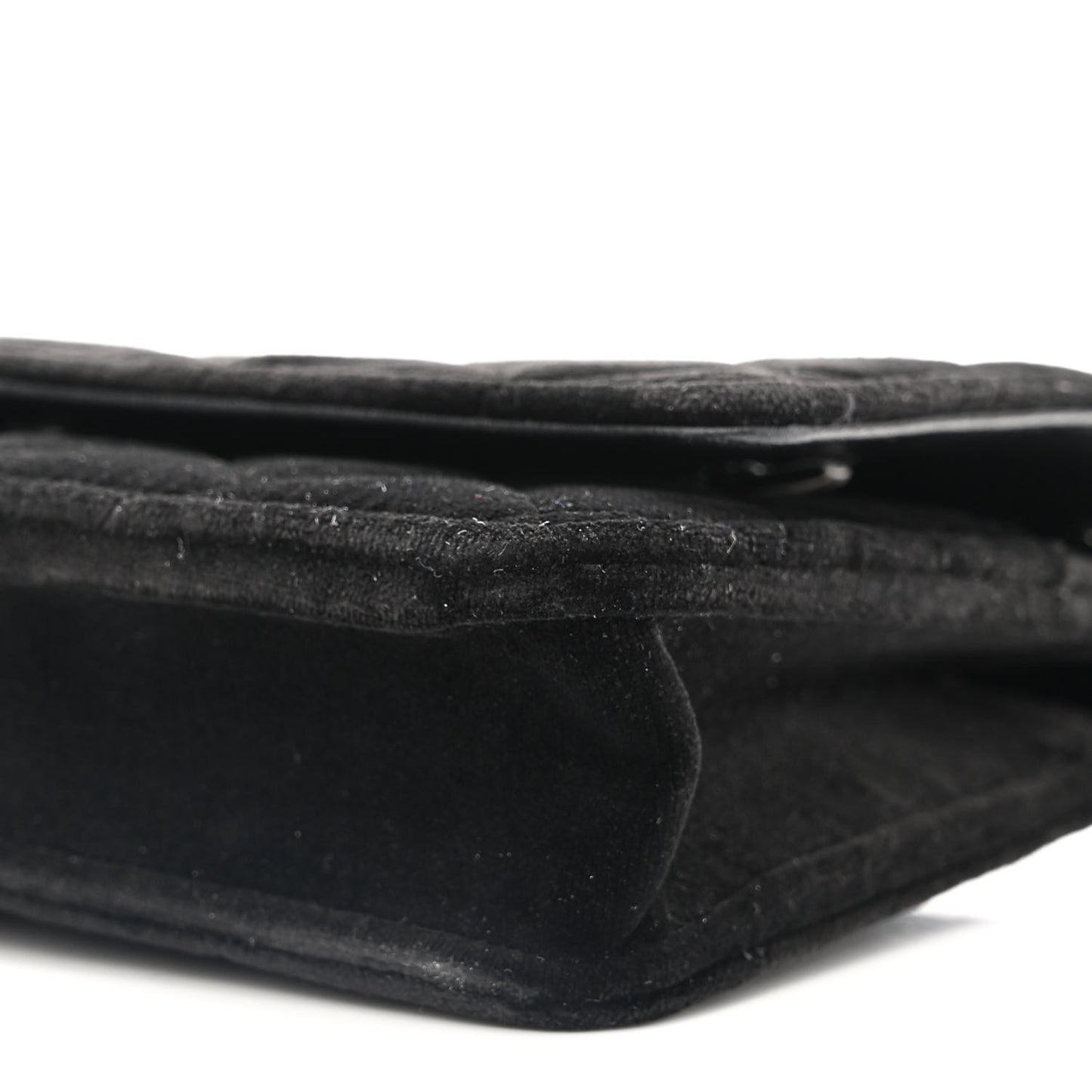 Velvet Quilted Wallet On Chain WOC Black