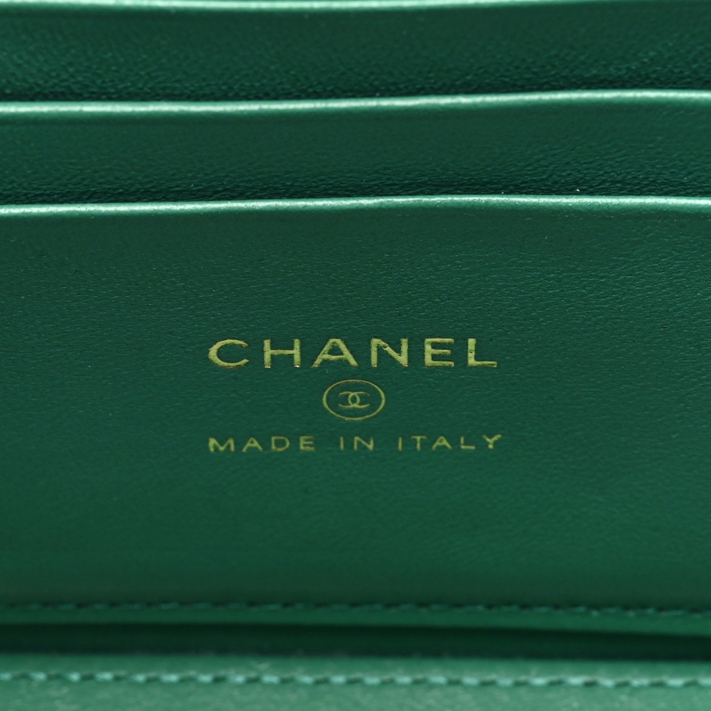Lambskin Quilted Small Top Handle Vanity Case With Chain Green