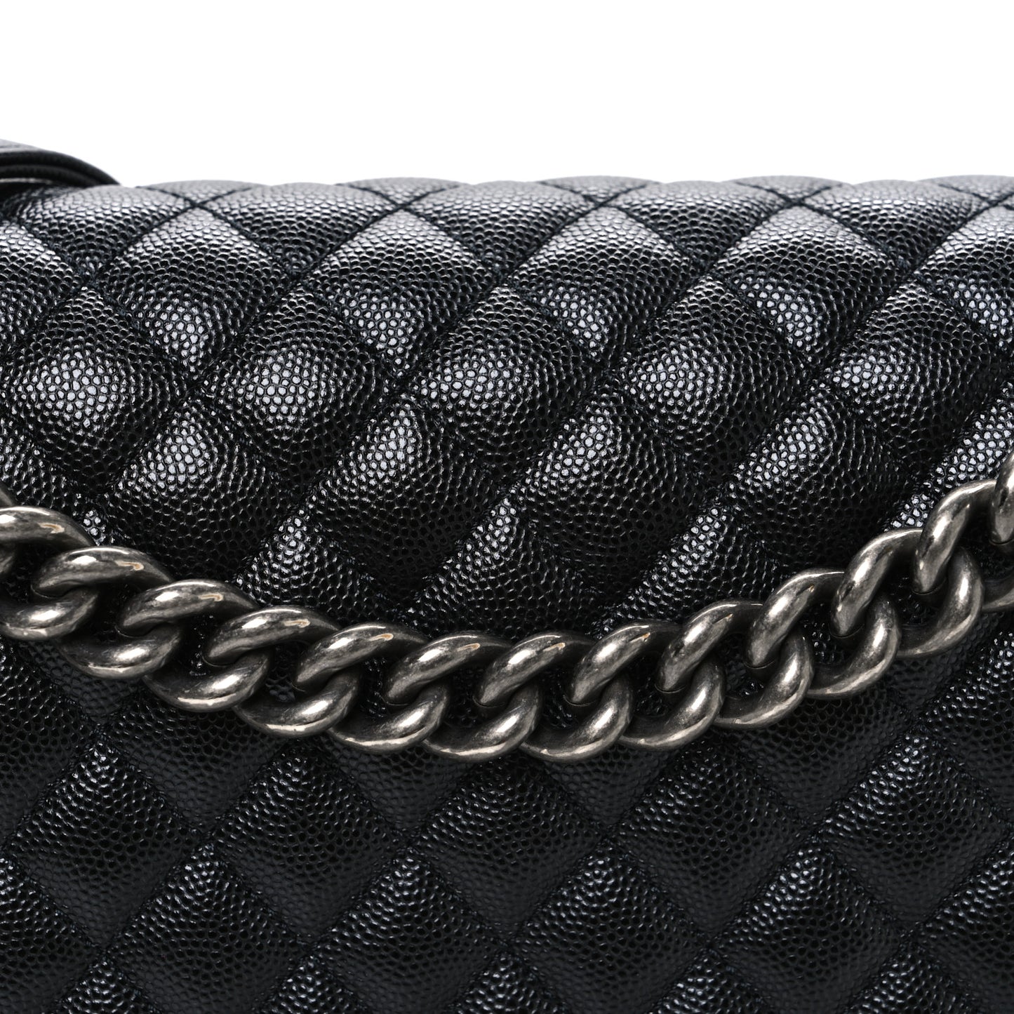 Caviar Quilted Large Boy Flap Black