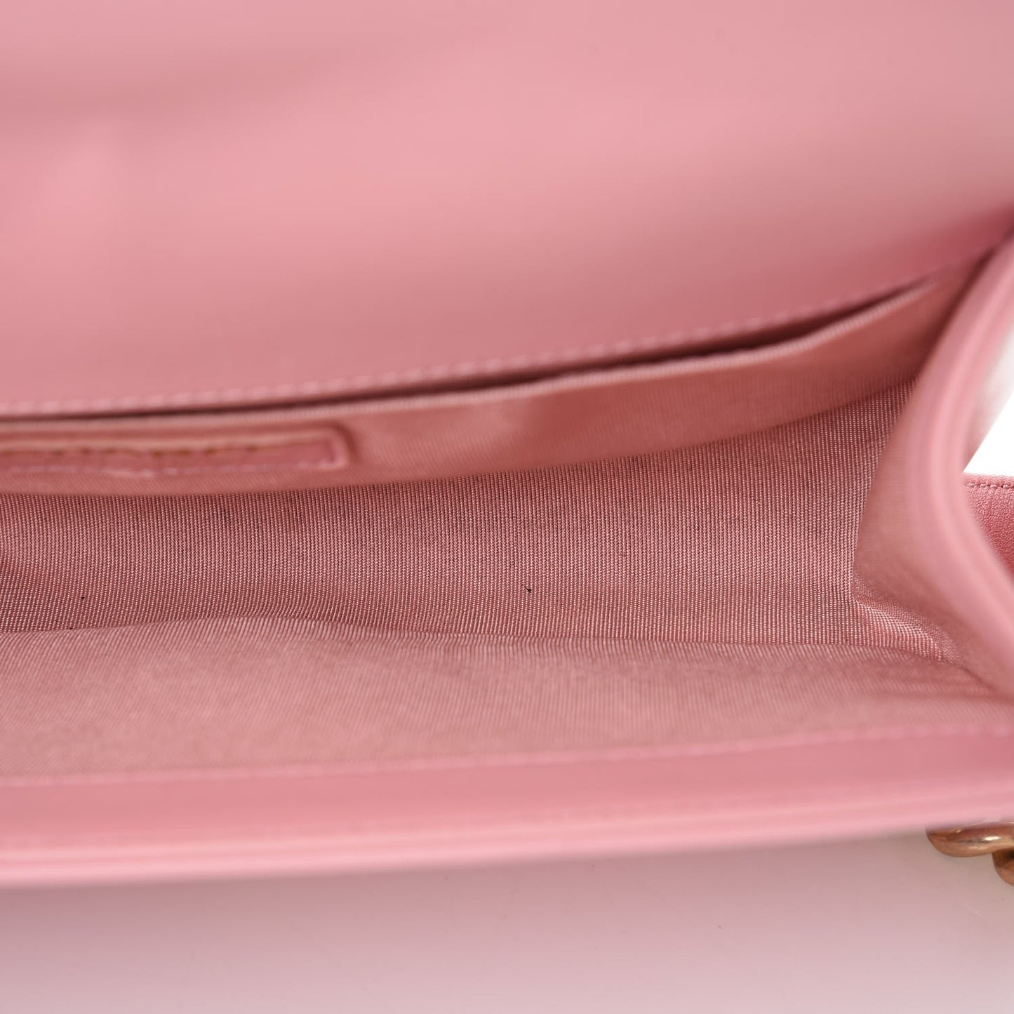 Iridescent Tweed Lambskin Medium Boy Flap Pink