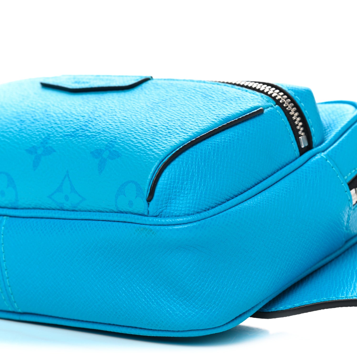 Louis Vuitton Taigarama Outdoor Bumbag Blue Lagoon 8 of 8