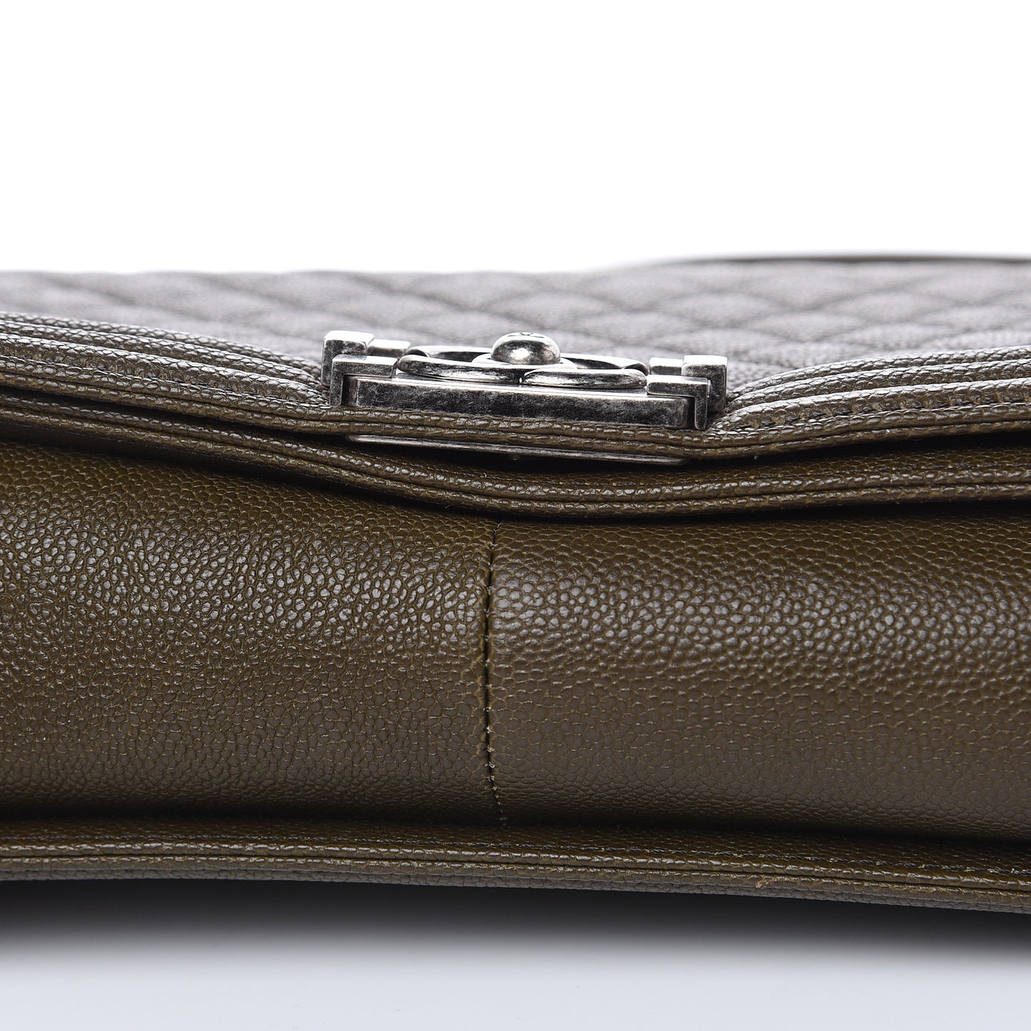 Caviar Quilted New Medium Boy Flap Khaki