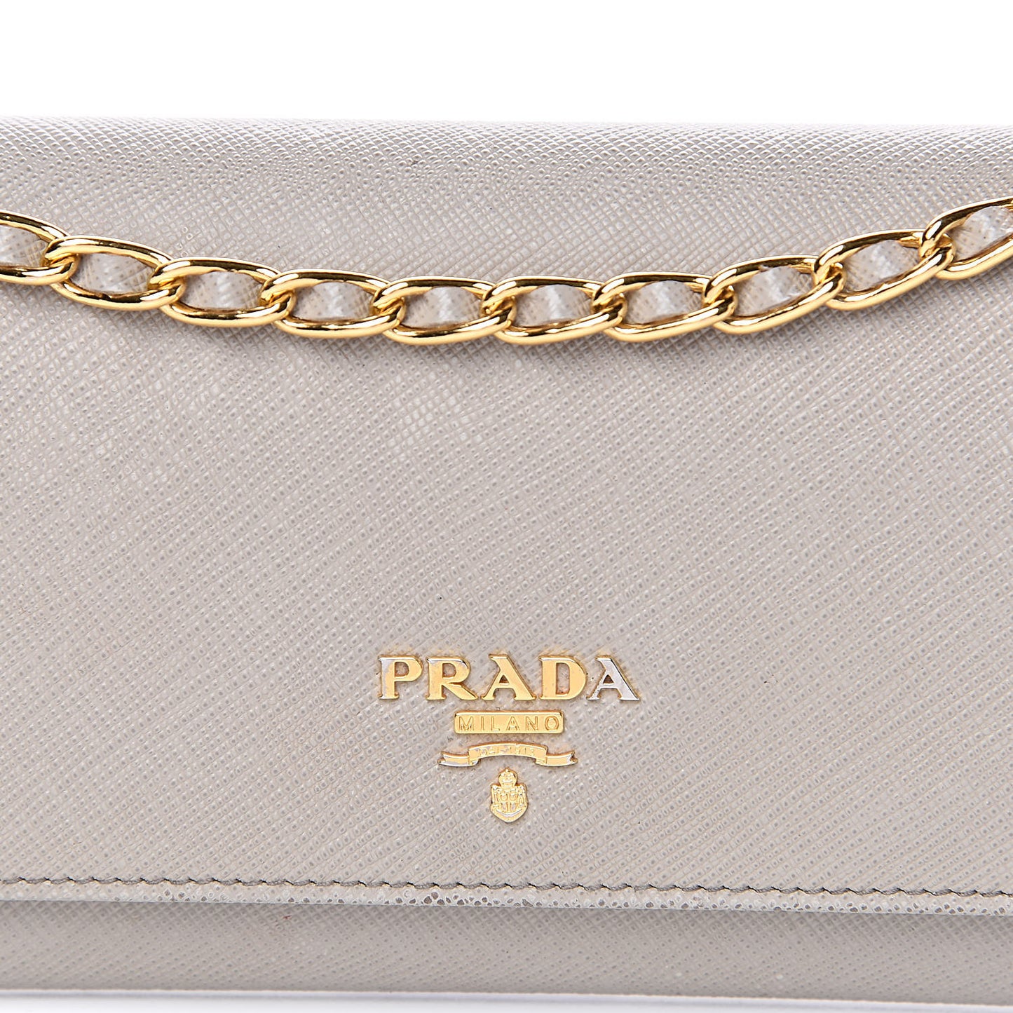 Saffiano Metal Oro Chain Wallet Argilla