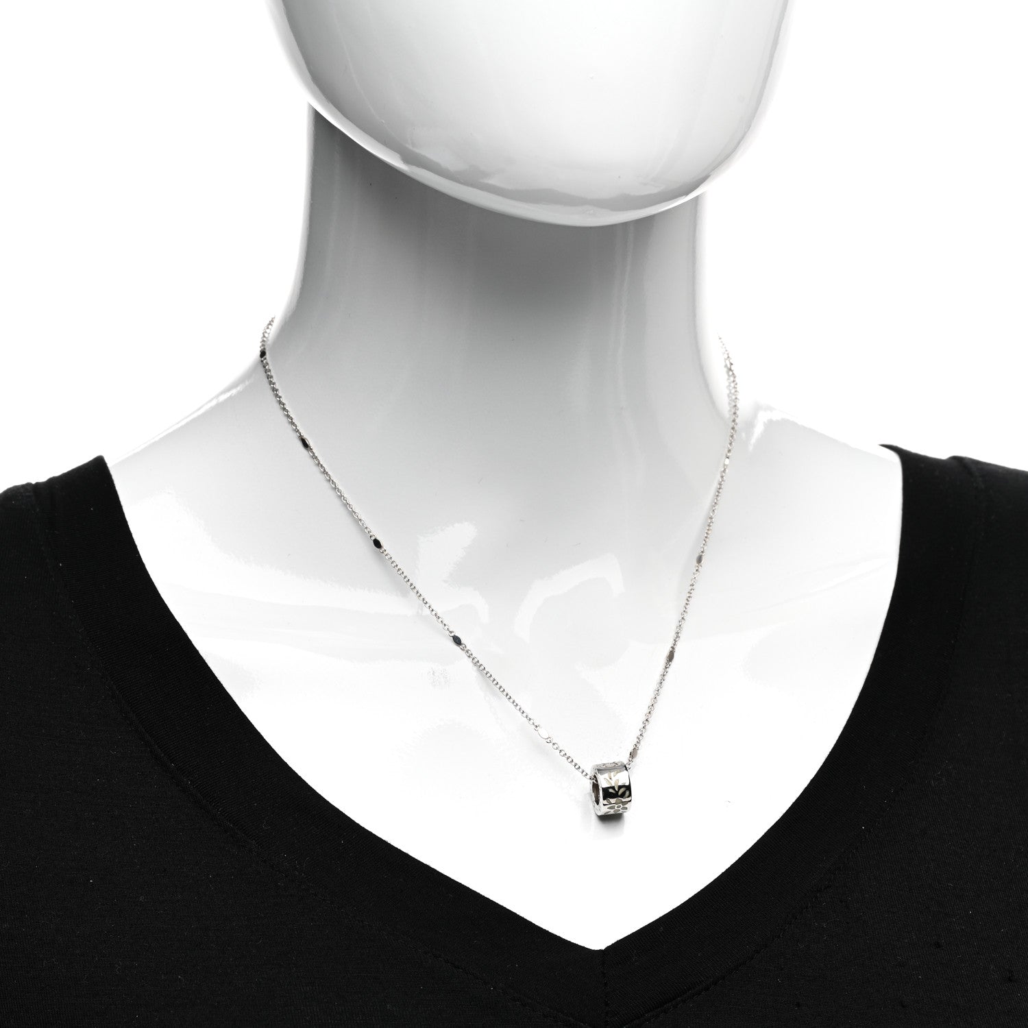 Gucci 18K White Gold Enamel Icon Twirl Pendant Necklace 2 of 4