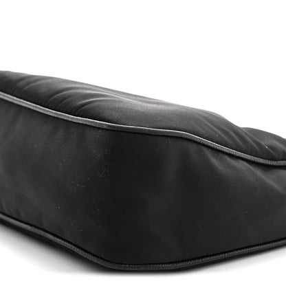 Prada Nylon Re-Edition 2005 Shoulder Bag Black 11 of 14