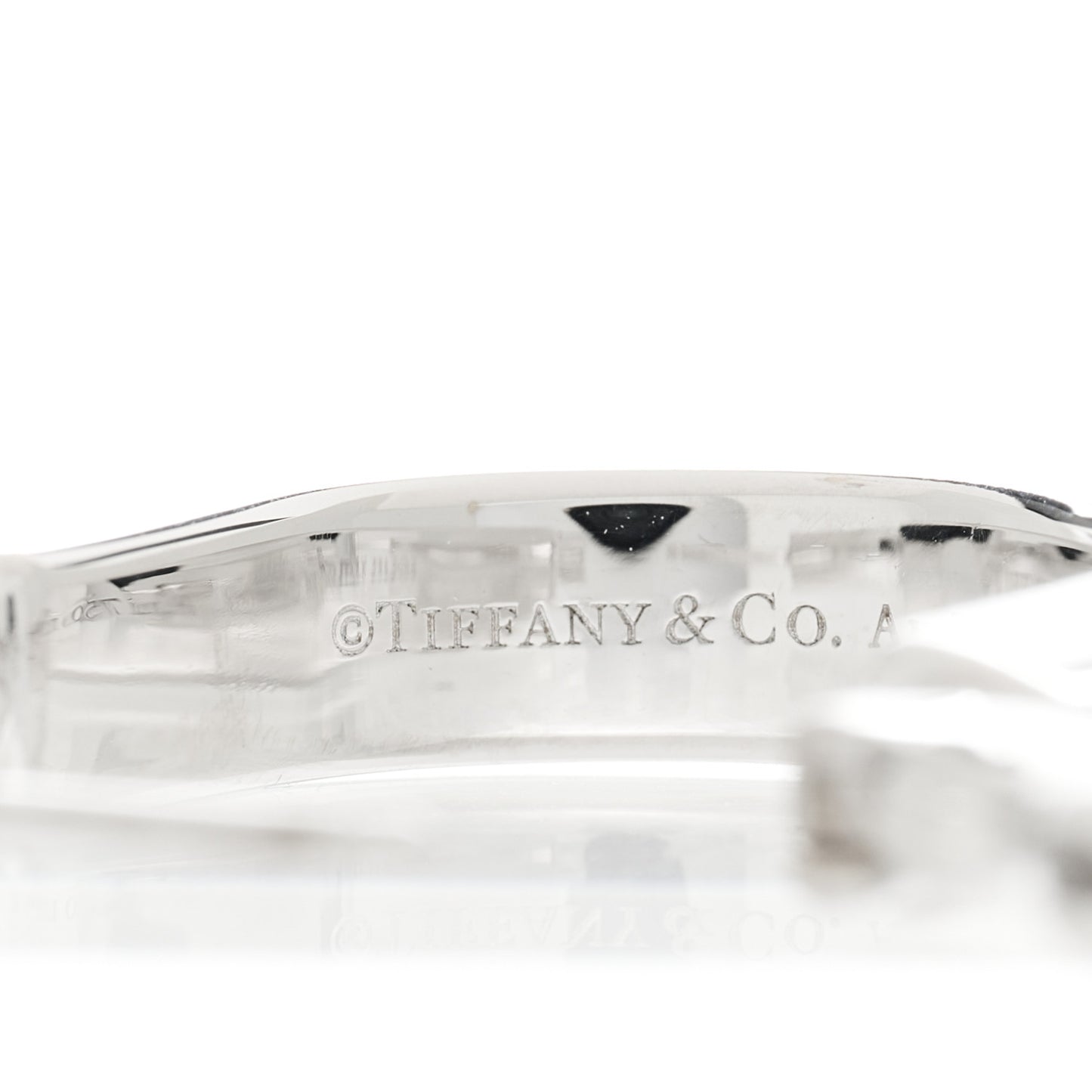 18K White Gold Medium Lock Earrings