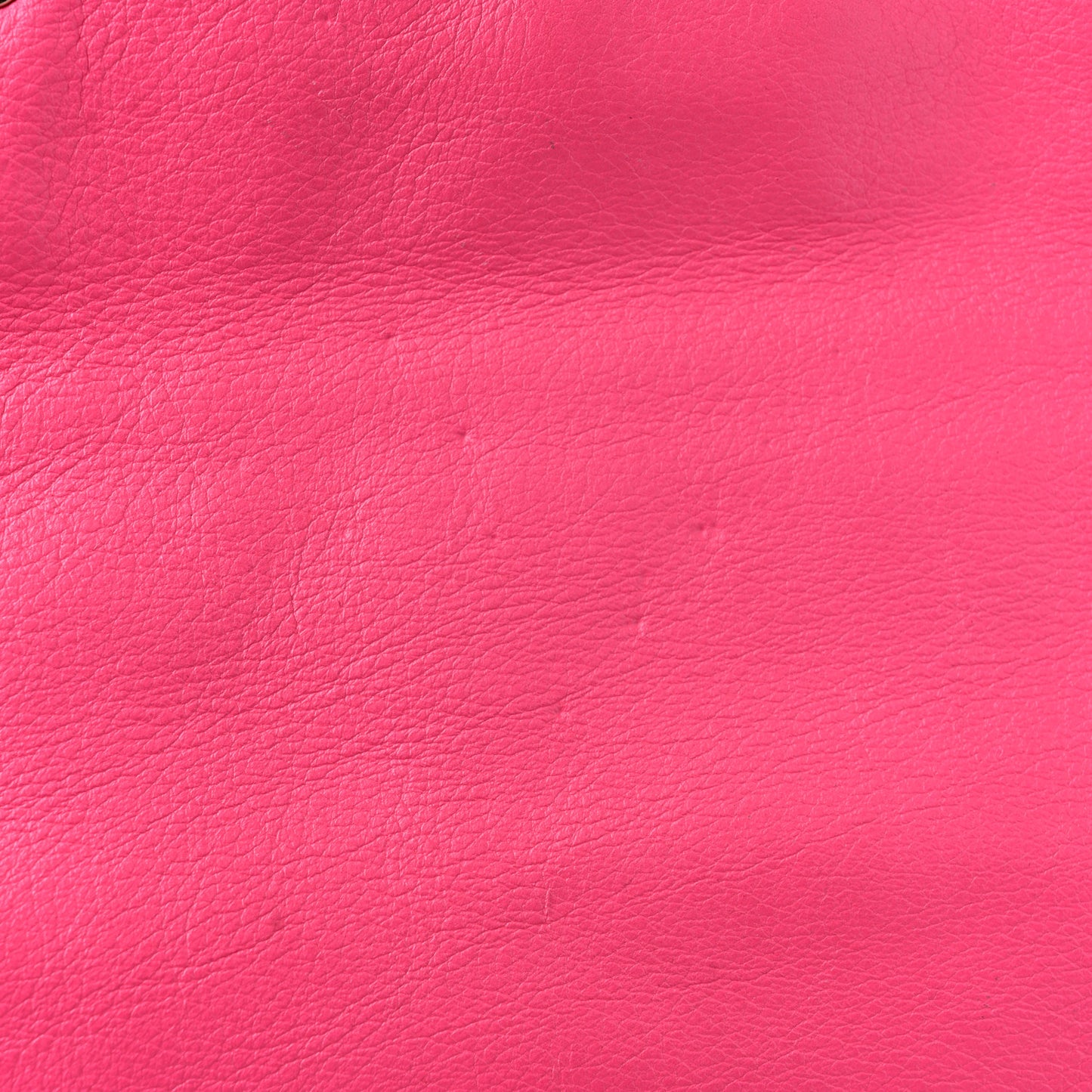 Vitello Medium Rockstud Tote Fuxia Fluo