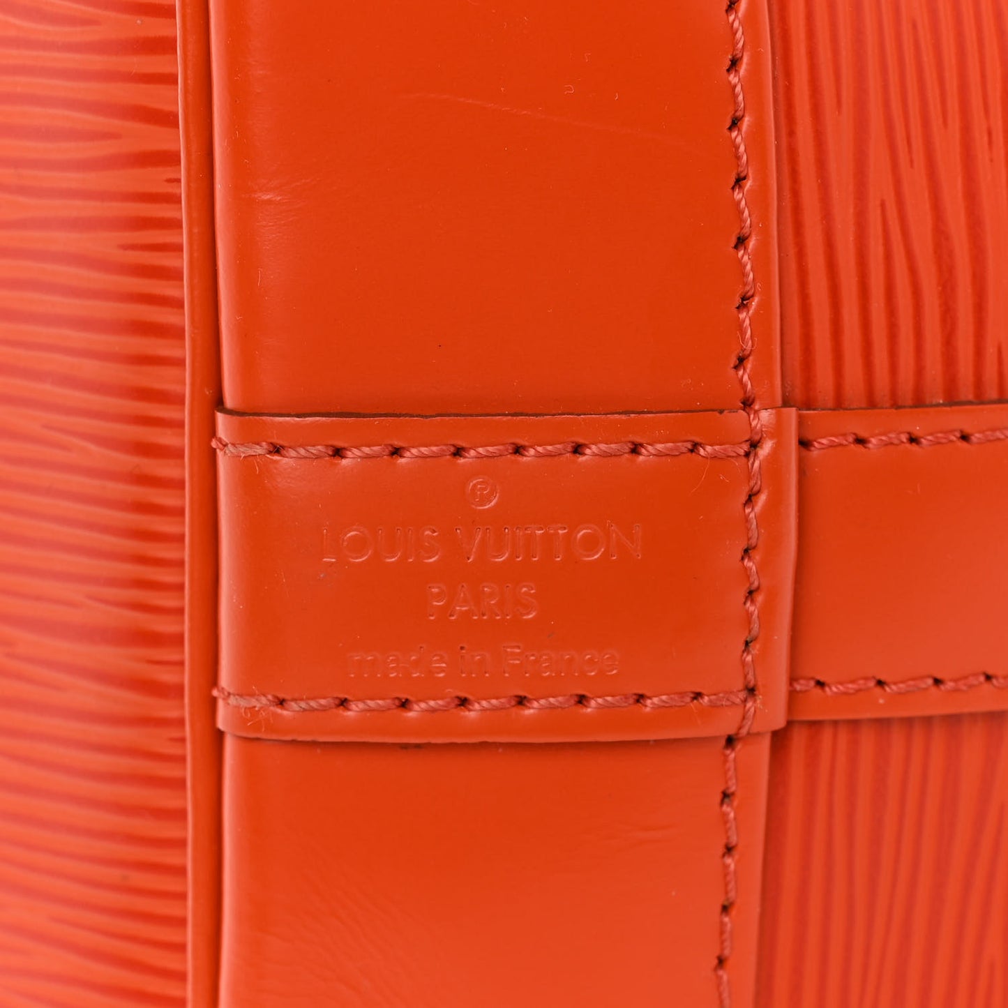 LOUIS VUITTON Epi Noe NM Piment