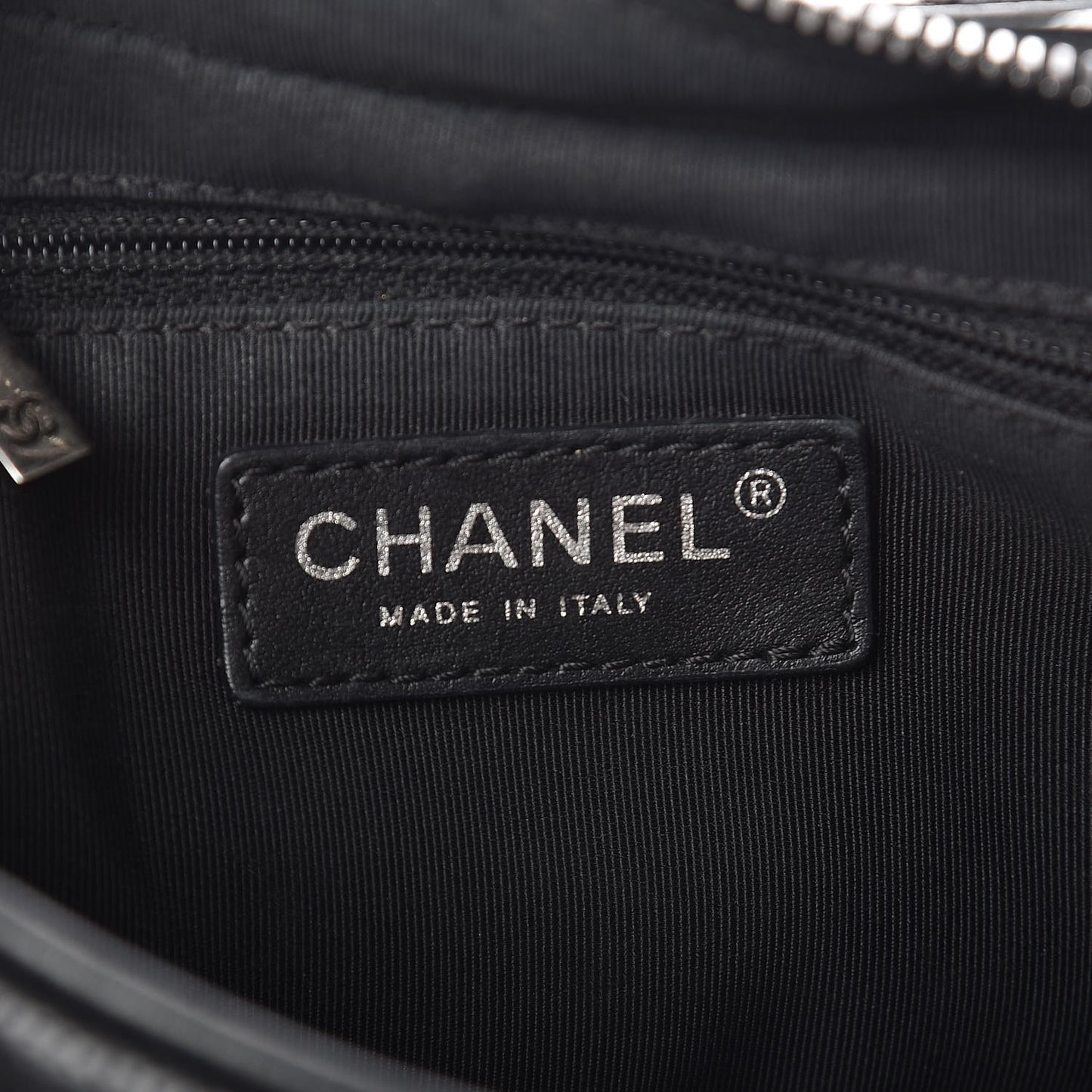 Caviar Quilted Medium Business Trip Camera Bag Black