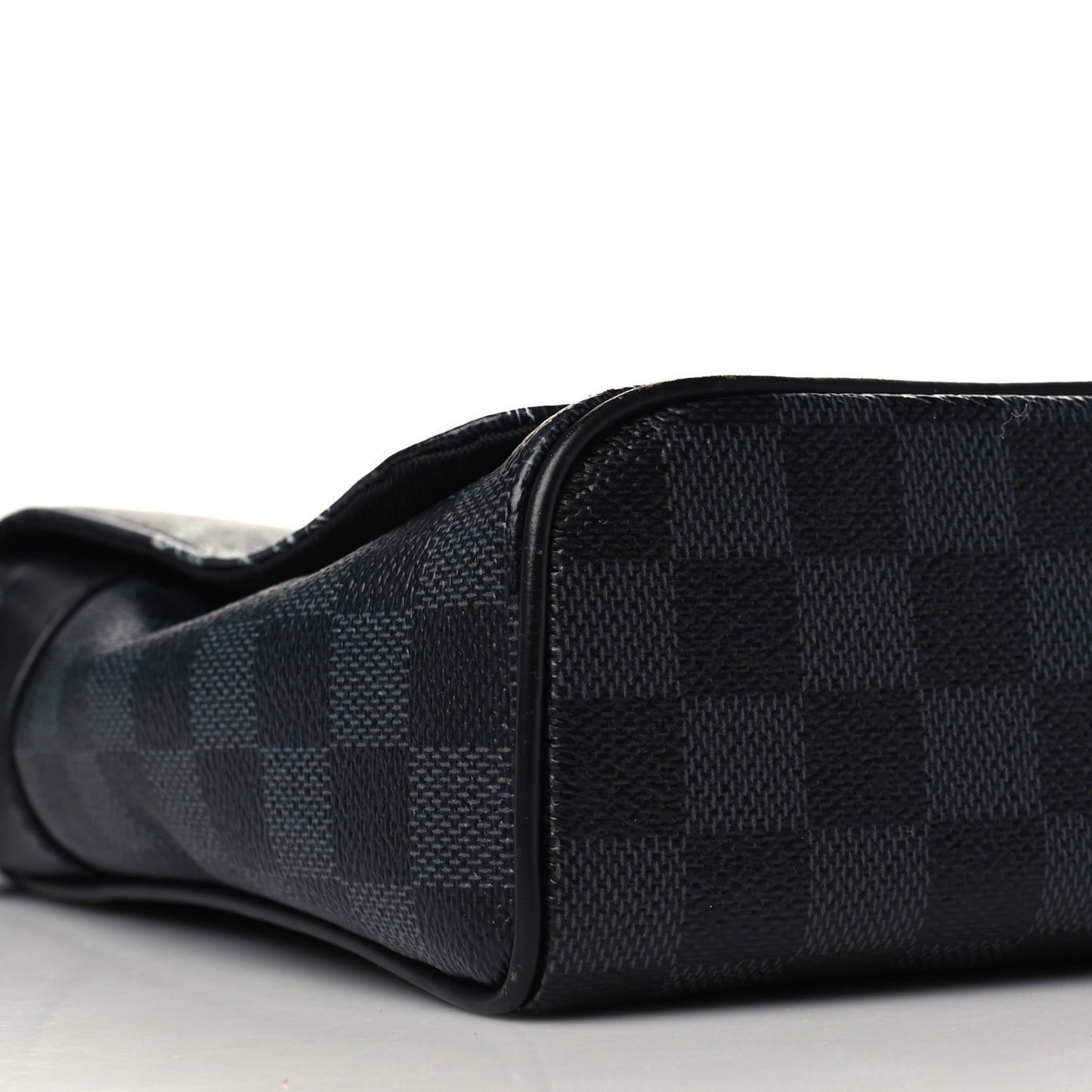 Damier Graphite World Map District PM