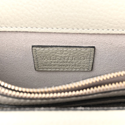 Valentino Garavani Pebbled Calfskin Rockstud Wallet on Chain Opal Grey 6 of 9