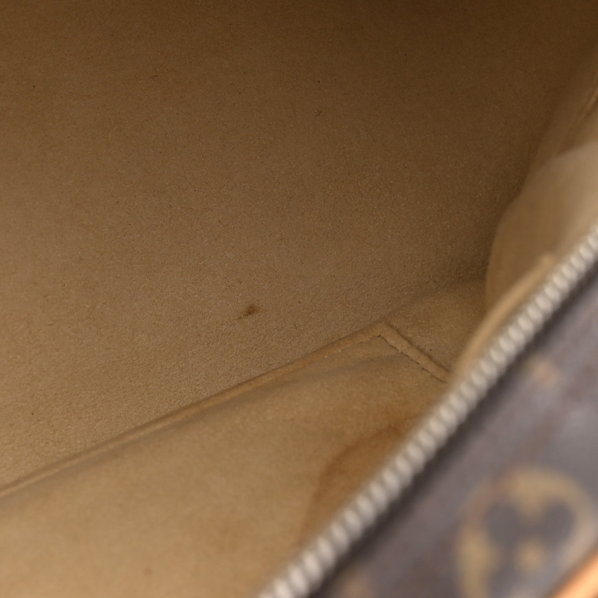 Louis Vuitton Monogram Manhattan PM 11 of 17